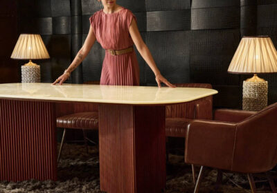 Top-Trends-in-Luxury-Office-Table-Accessories-for-2024