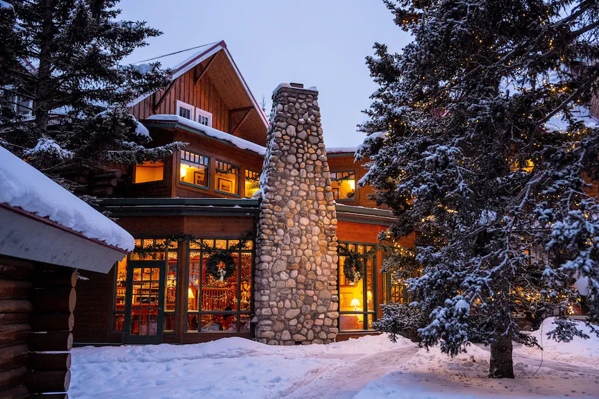 Experience Authentic Mountain Living in Lake Louise